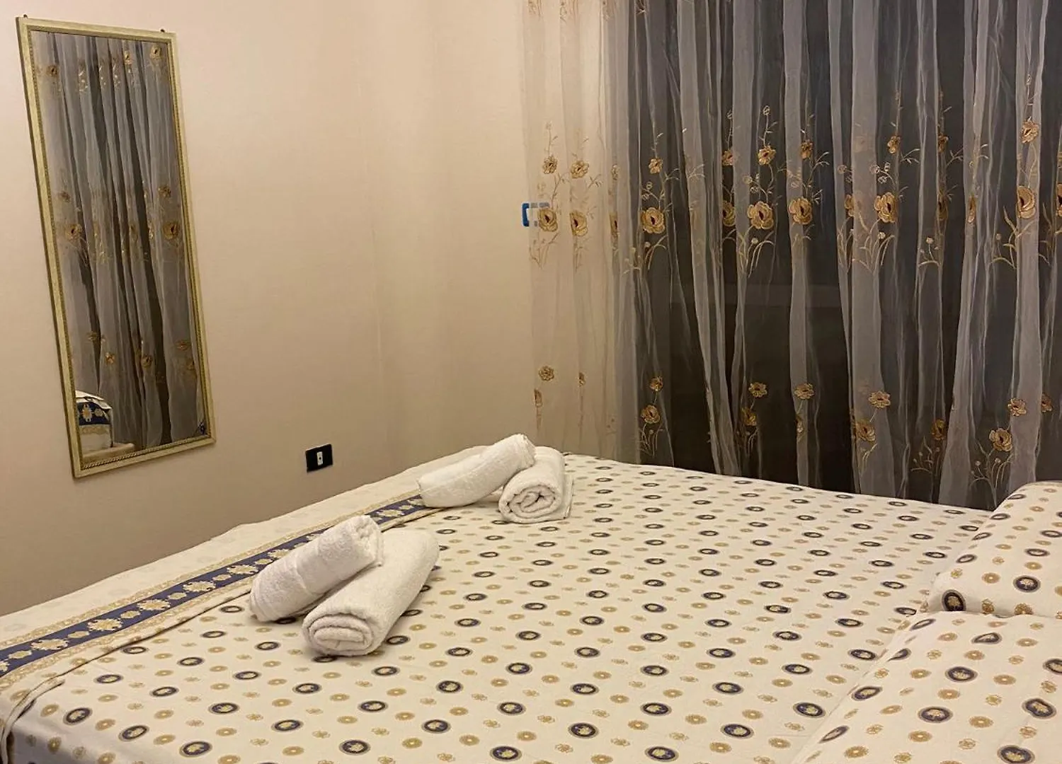 Armando'S House With Sea View Apartment Durres Albania